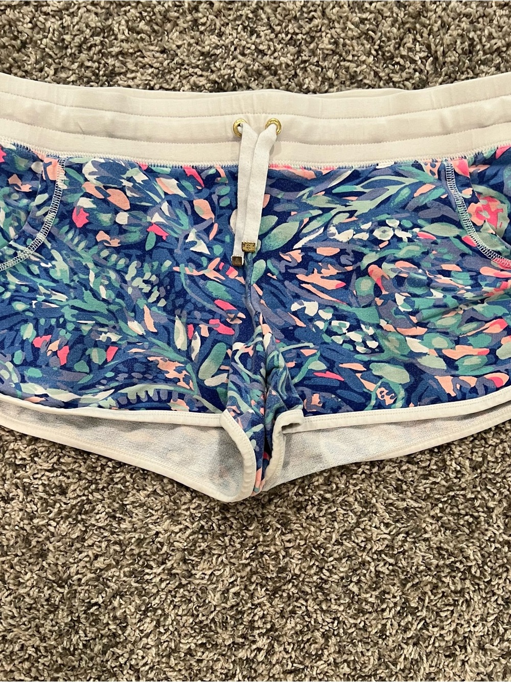 Lilly Pulitzer Chrissy Beach Shorts L